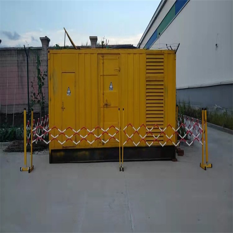 郊区发电机组油箱盖上留出小气孔有什么用？